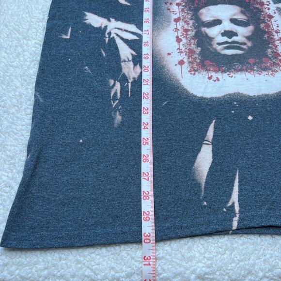 Halloween Beached Gray Crew Neck Tee XL - Picture 6 of 7
